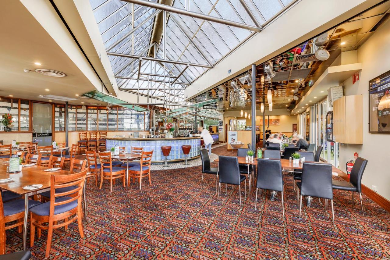 Nightcap At Findon Hotel Adelaide Bagian luar foto